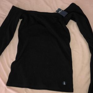 black- off the shoulder long sleeve